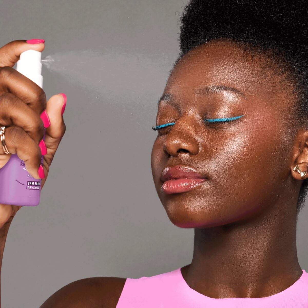 essence Fix & Last Keep It Perfect Makeup Fixing Spray, All-Day Mist | Fixing Spray with Hyaluronic Acid, Breathable; Fragrance-Free, Oil-Free, Alcohol-Free, Vegan & Cruelty Free, Paraben-Free - Image 2