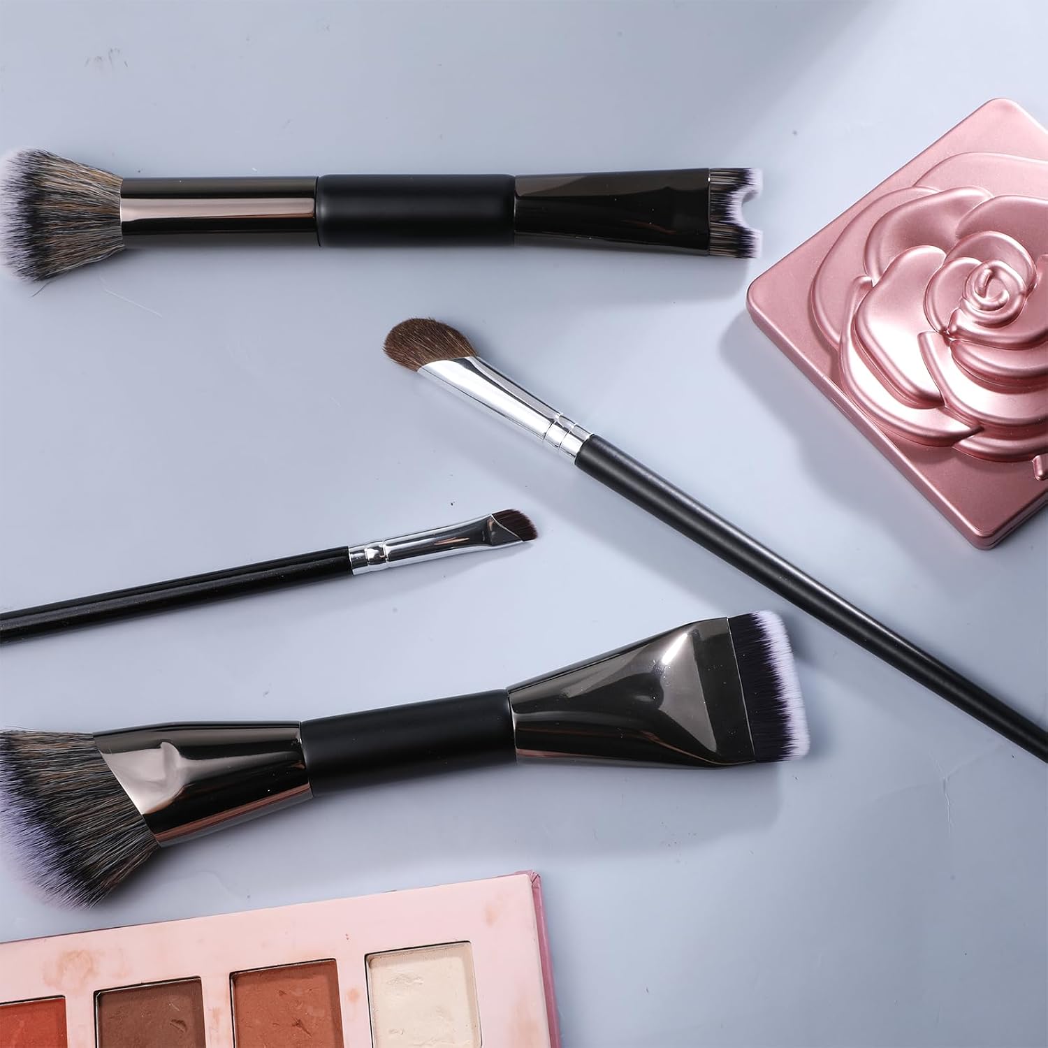 4 Pcs Sculpting Dual-End Nose Brush, Nose Contour Brush Set, 2-In-1 U-Shaped Fluffy Brushes Sculpting Defining Angled Brushes for Foundation, Powder, Blush Highlighting, Synthetic Fiber Makeup Tools - Image 2