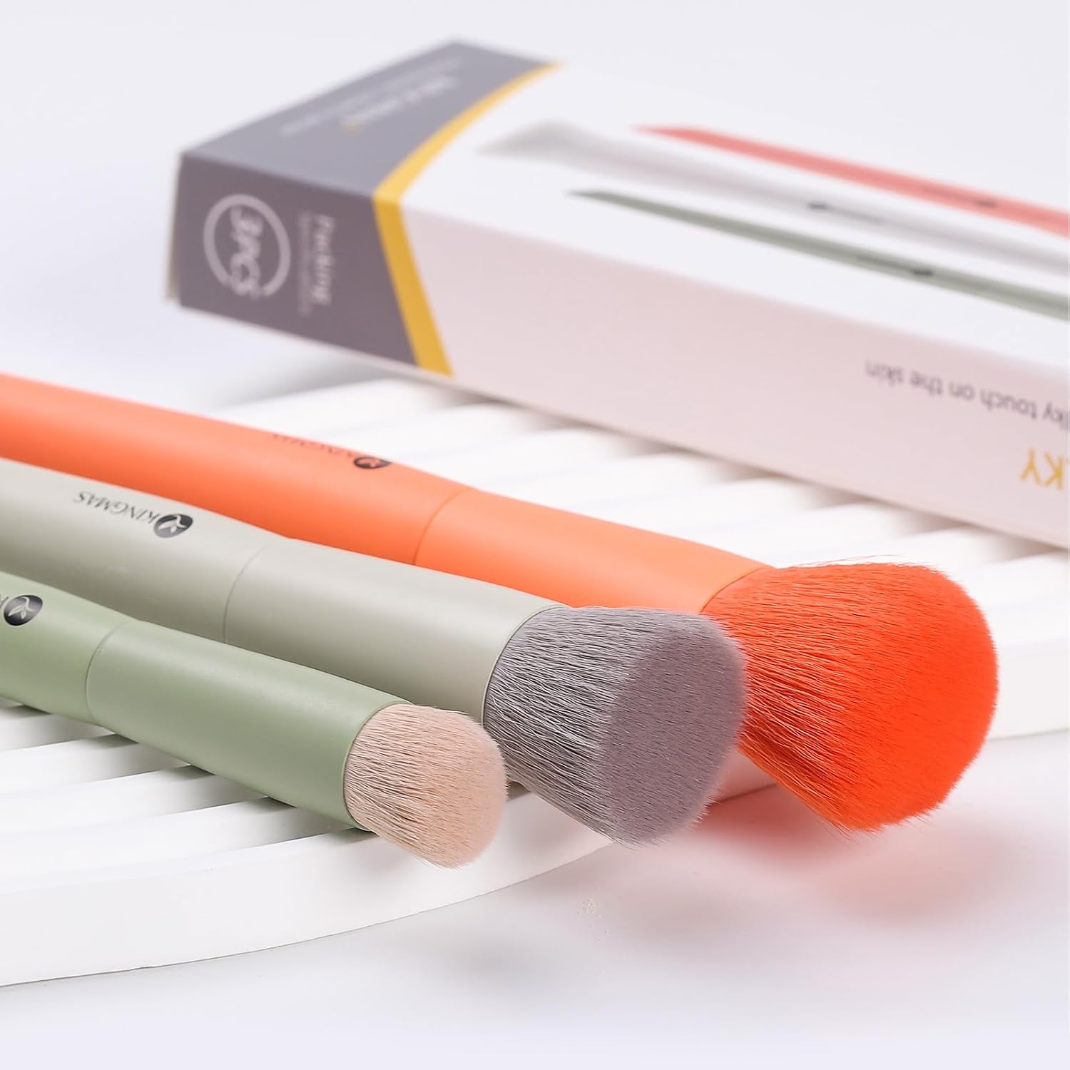 3Pcs Foundation Brush Contour Concealer Brush Set, Under Eye & Blusher Brush Face Kabuki Makeup Brushes - Image 2