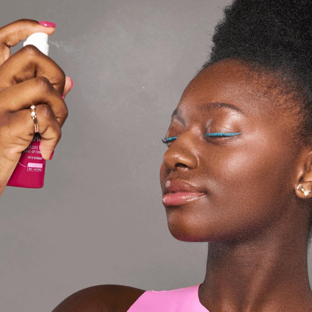 essence Fix & Last Instant Matte Makeup Fixing Spray, Oil Control | Long-Lasting Shine-Free Setting Spray, Oil-Free, Alcohol-Free, Fragrance-Free, Fine Mist, Lightweight, Vegan & Cruelty Free - Image 2