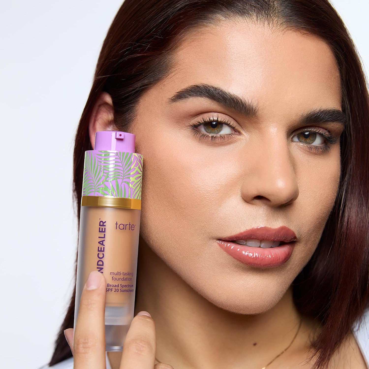 tarte Babassu Foundcealer Dewy Foundation Broad Spectrum SPF 20 Sunscreen – Foundation & Concealer in 1 with SPF, Vegan Skincare Makeup with Radiant Buildable Medium Coverage, Cruelty Free - Image 7