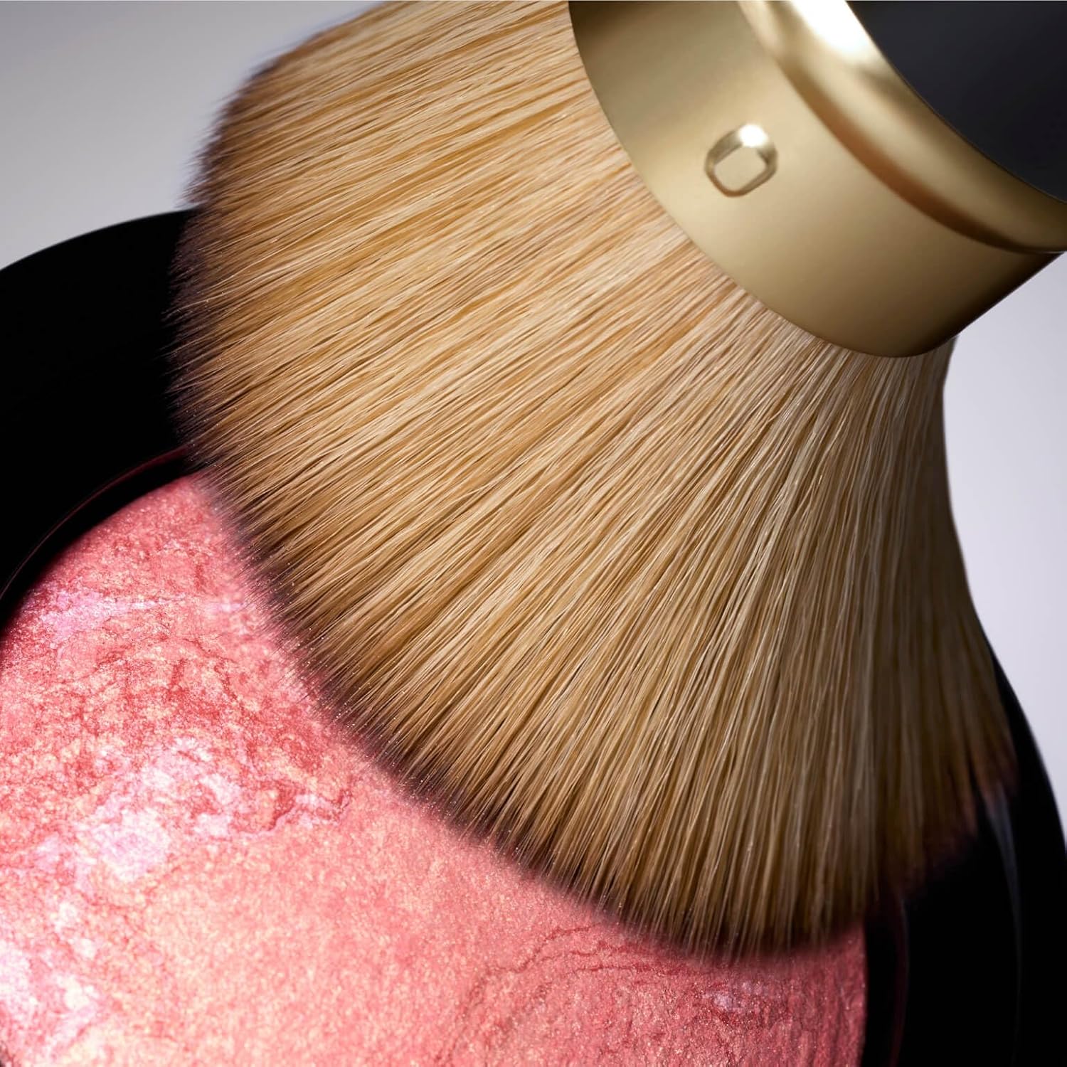 LAURA GELLER NEW YORK Makeup Brushes - Retractable Angled Kabuki Brush - Image 10