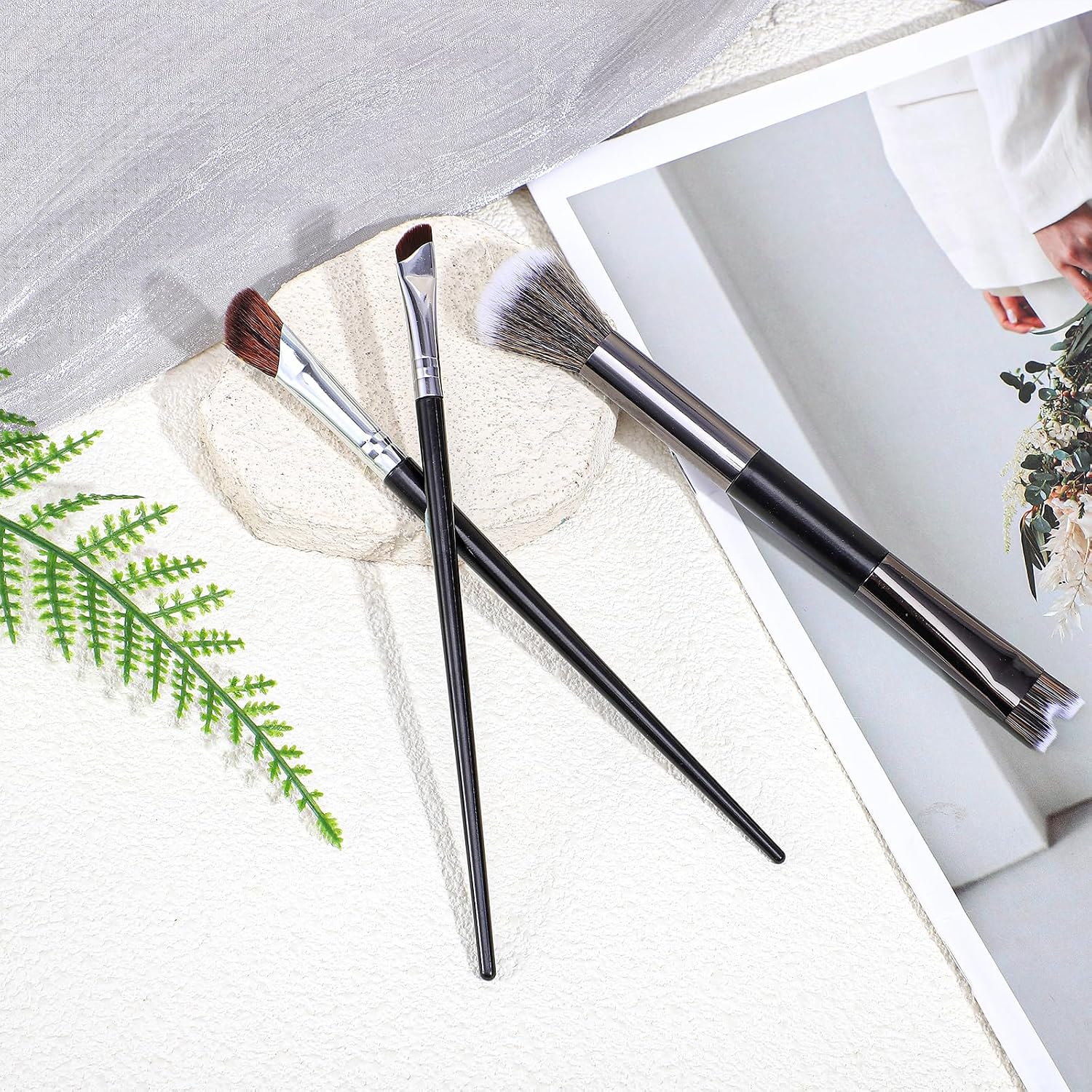 4 Pcs Sculpting Dual-End Nose Brush, 2-in-1 Nose Contour Brush Angled Makeup Brushes Blush Brushes for Sculpting and Defining Contour - Image 7