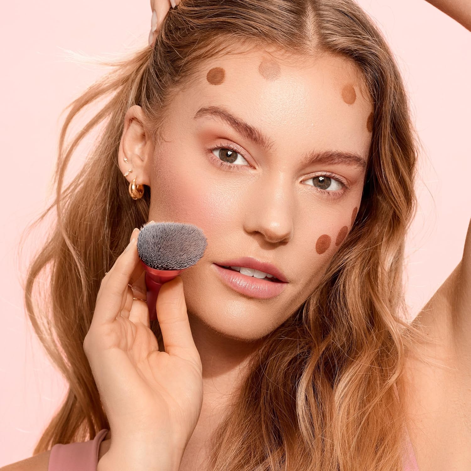 Real Techniques Snatch + Sculpt Contour Makeup Brush | Smooth, defined contour with a cream contour brush for liquid and powder with a flat top and oval head, blending brush - Image 6