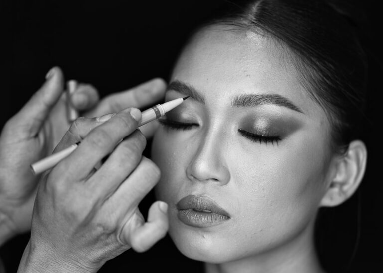 How to Contour Your Nose Step by Step